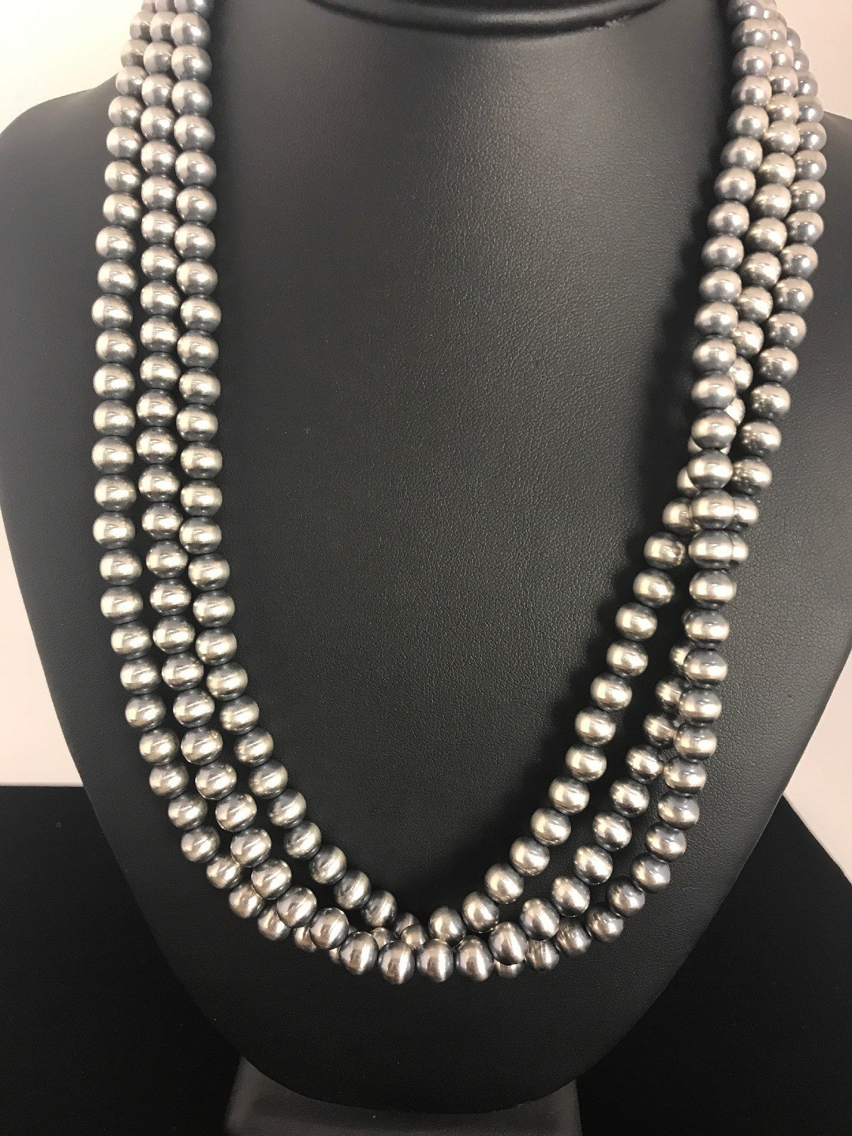 Native American Sterling Silver Navajo Pearls 7 mm Necklace 21” 3 Strand