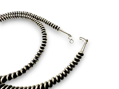 Navajo Pearls Sterling Silver Rondelles Saucer Flat Bead Necklace 4mm 28" 97428