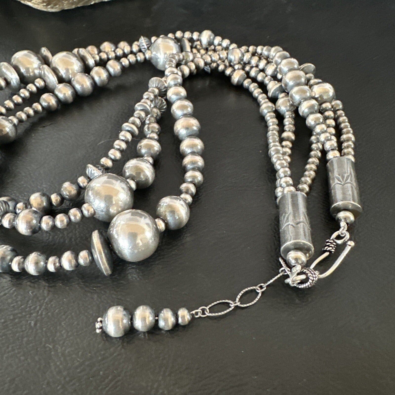 Native American Navajo Pearls Sterling Silver Necklace 3 Strand 94221