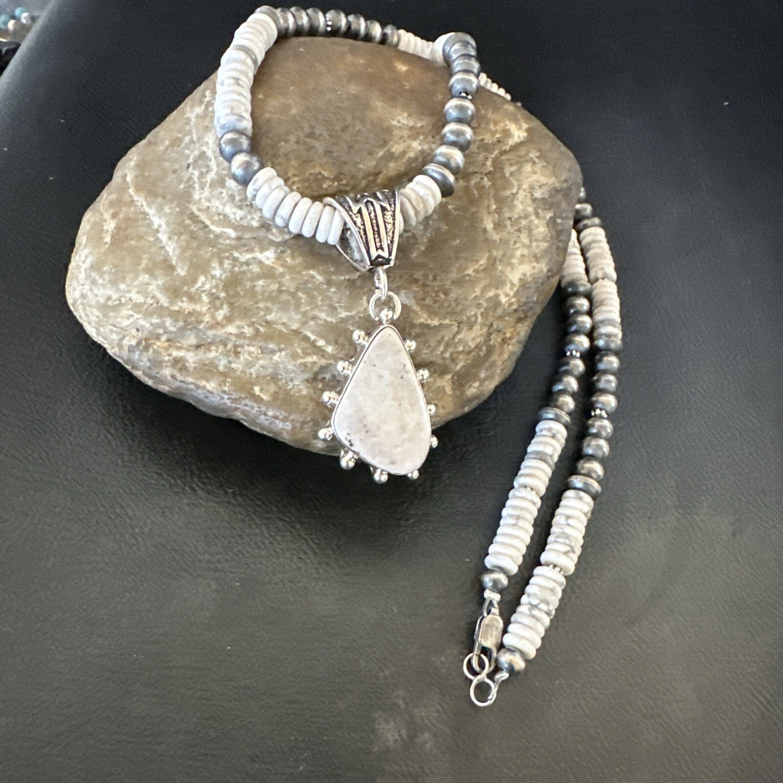 White Buffalo Turquoise Pendant Navajo Pearls Sterling Silver Necklace 22" 18258