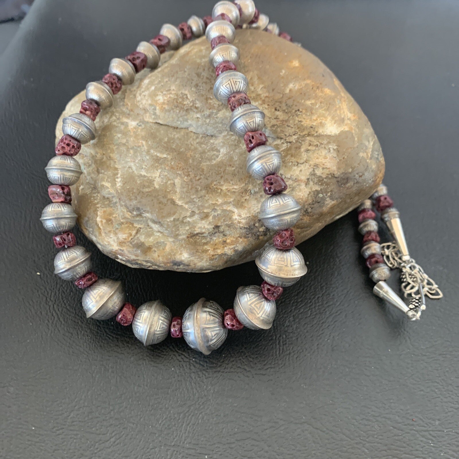 Purple Spiny Oyster Navajo Pearls Sterling Silver Bead Necklace 95507