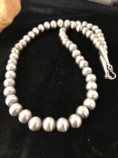 Native American 10mm Sterling Silver Beads 28" Hook & Eye Cone Necklace