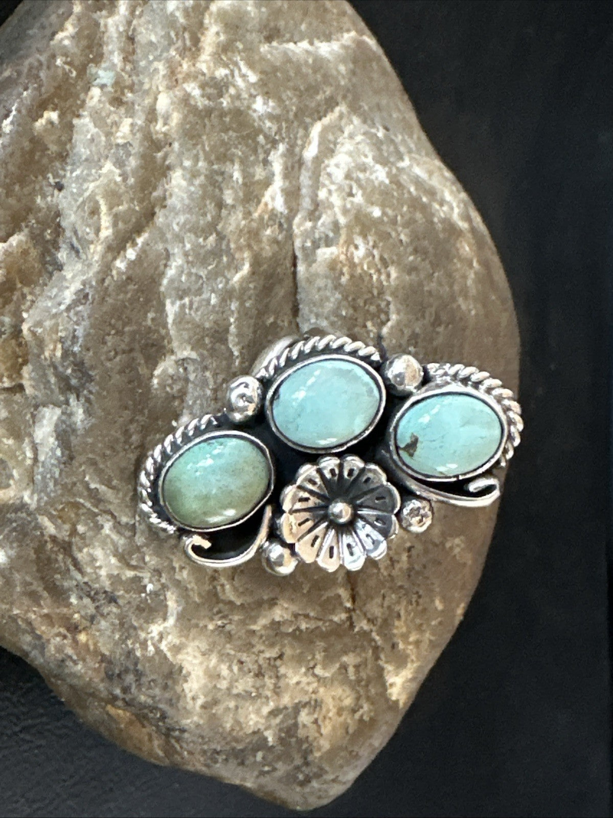 Yazzie Ring Green Turquoise Navajo Sterling Silver Cluster Size 8 19199