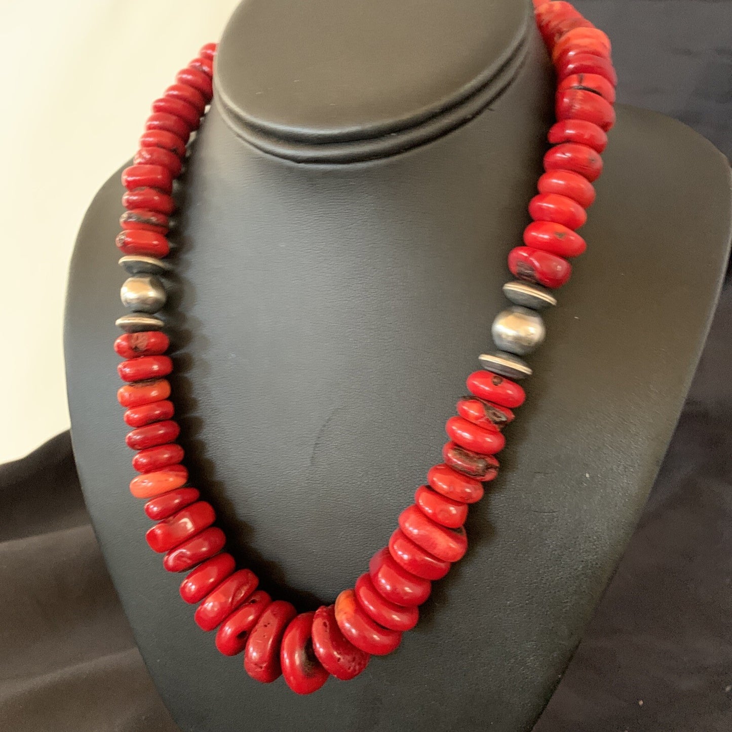 Native Navajo Graduated Red Coral Sterling Silver Bead 18" Necklace 11559
