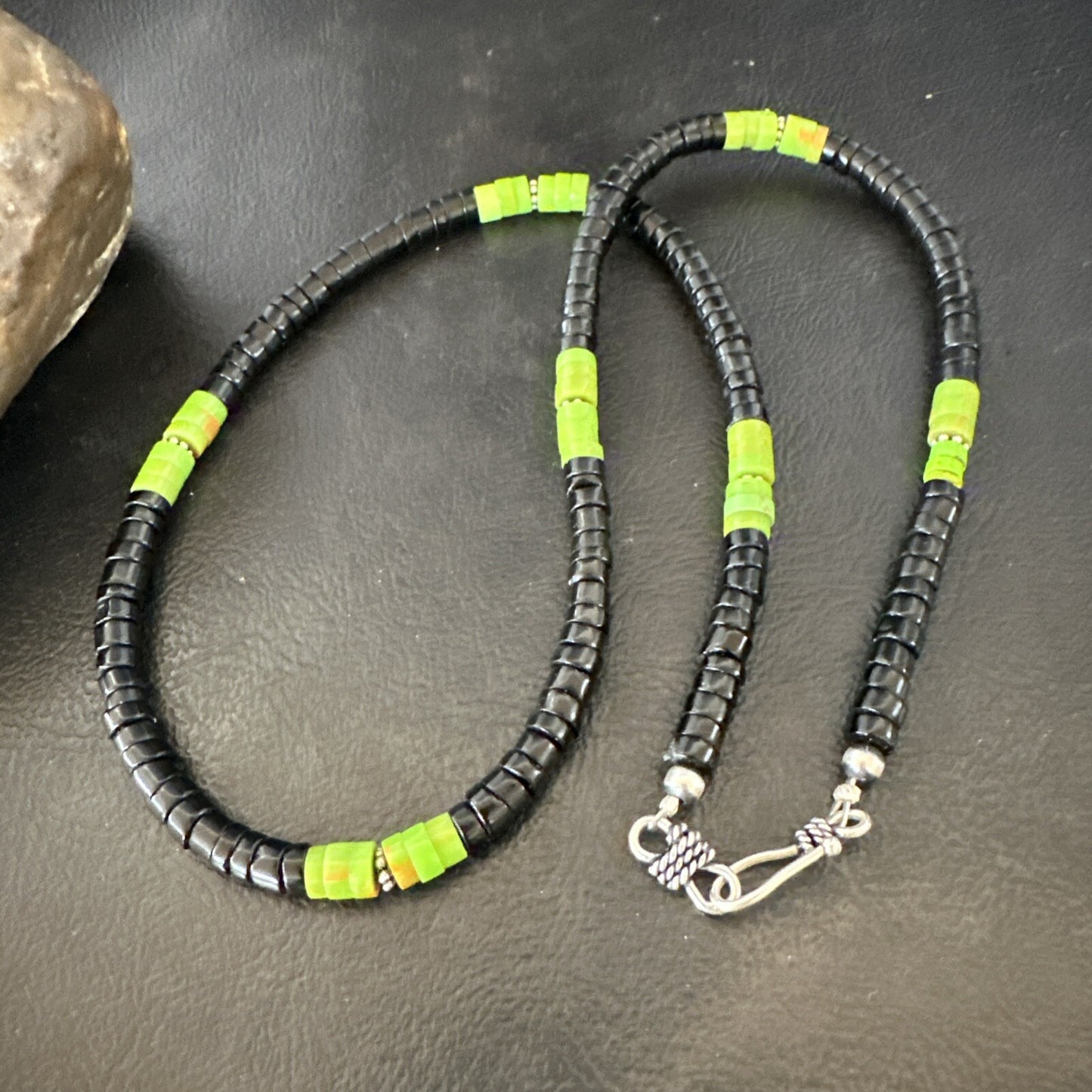Mens Green Gaspeite Onyx Heishi Southwestern Sterling Silver Necklace 19” 18713