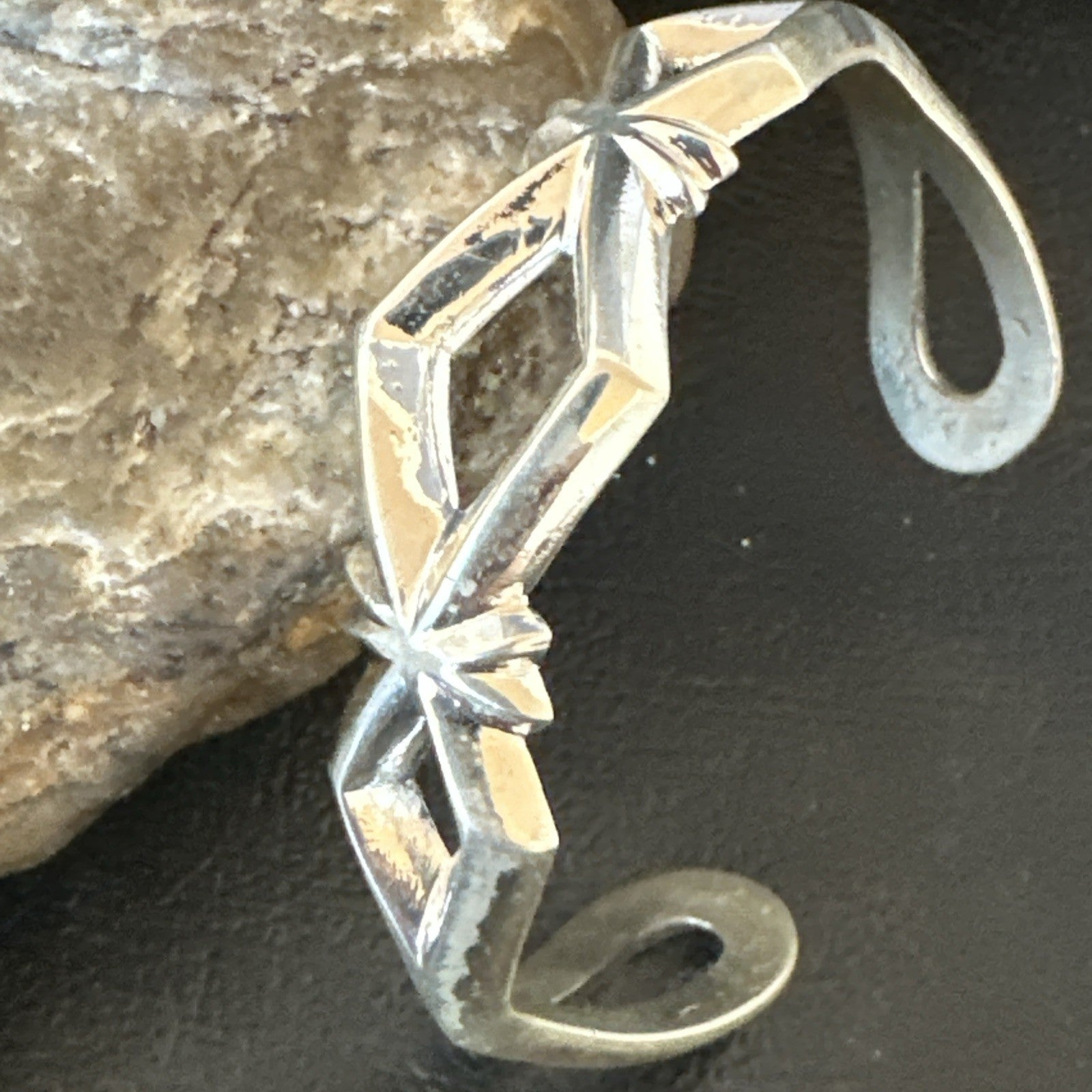 Tufa Cast Womens Navajo Sterling Silver Cuff Bracelet 19353
