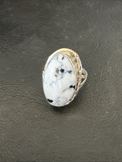 Black White Buffalo Turquoise Navajo Sterling Silver Ring Size 7.5 19805
