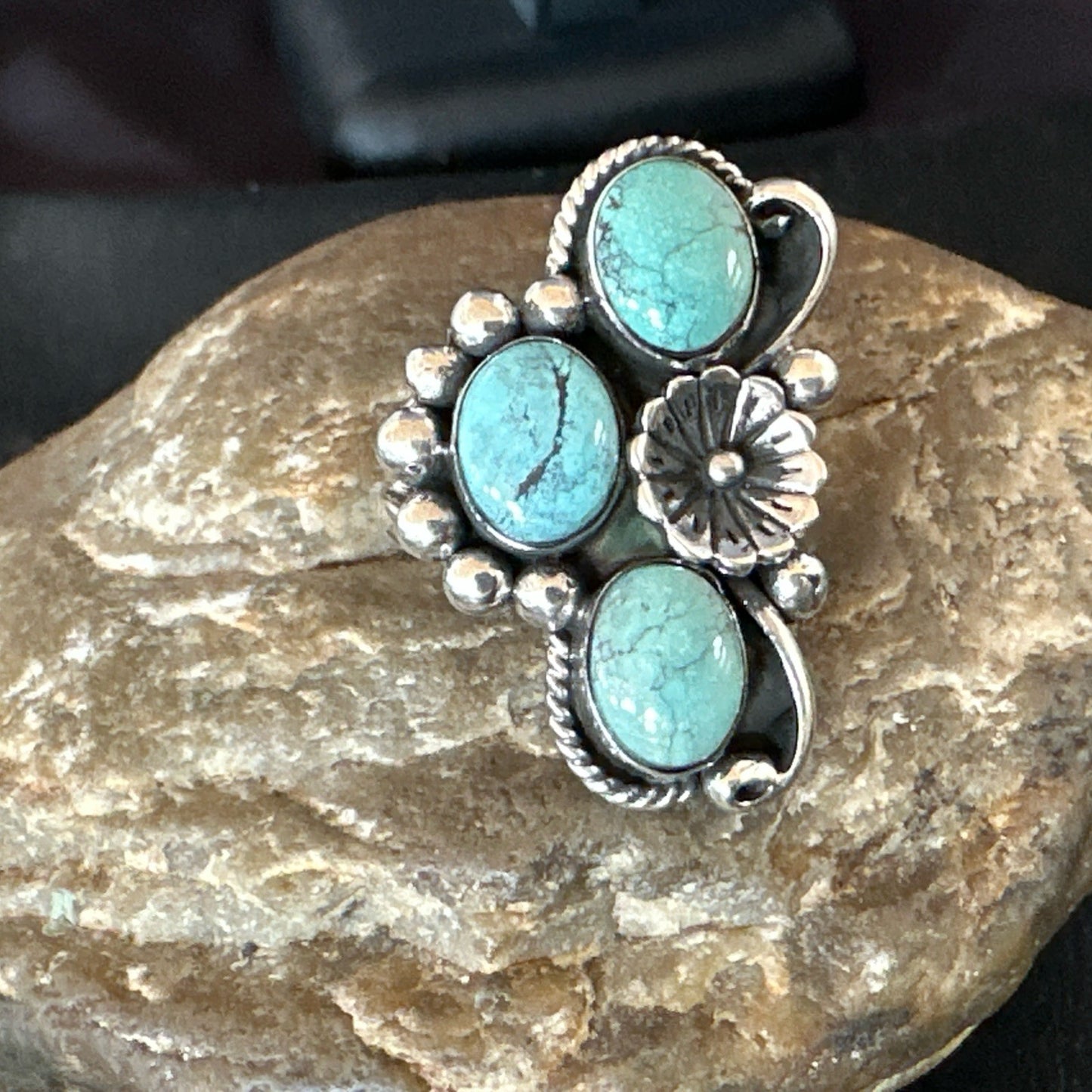 Yazzie Ring Green Turquoise Navajo Sterling Silver Cluster Size 8.5 19235