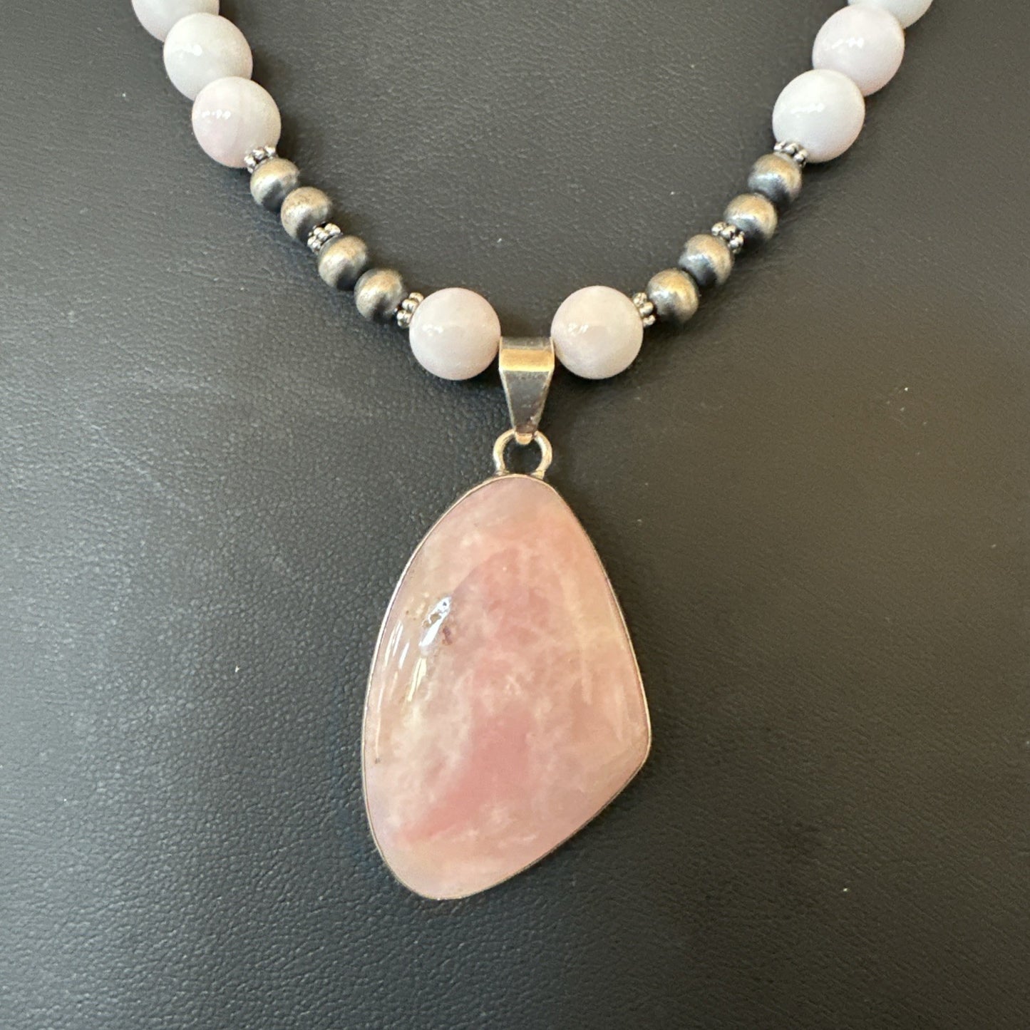 Southwestern Sterling Silver Pink Queen Conch Bead Necklace Pendant 20" 19556