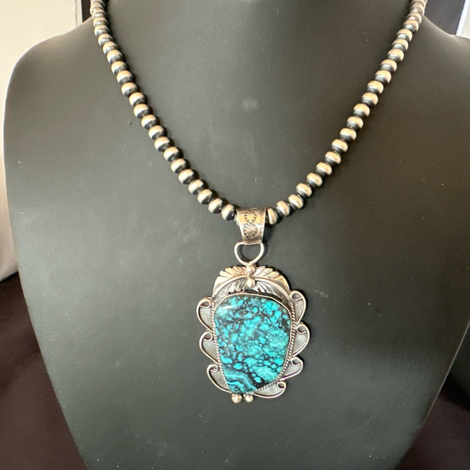 WoMens Blue Spiderweb Turquoise Pendant Navajo Sterling Silver Necklace 19298