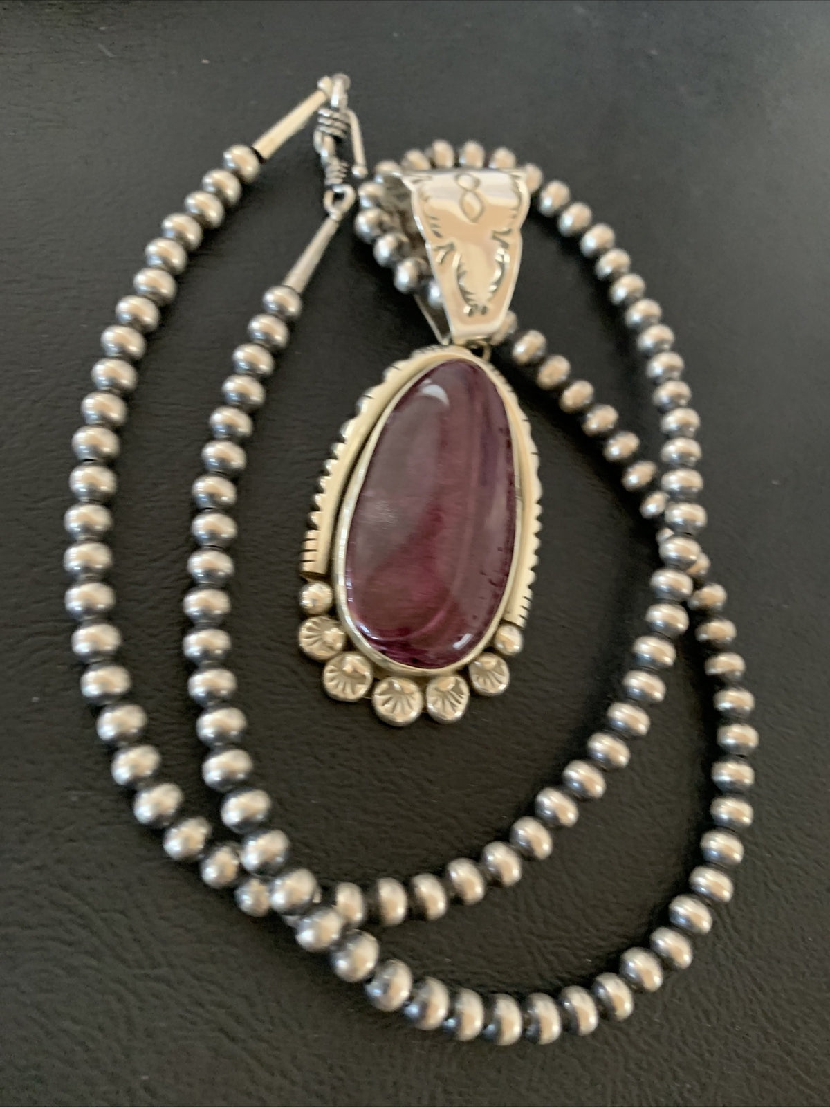 Purple Spiny Oyster Pendant Sterling Silver Navajo Pearls Necklace 17842