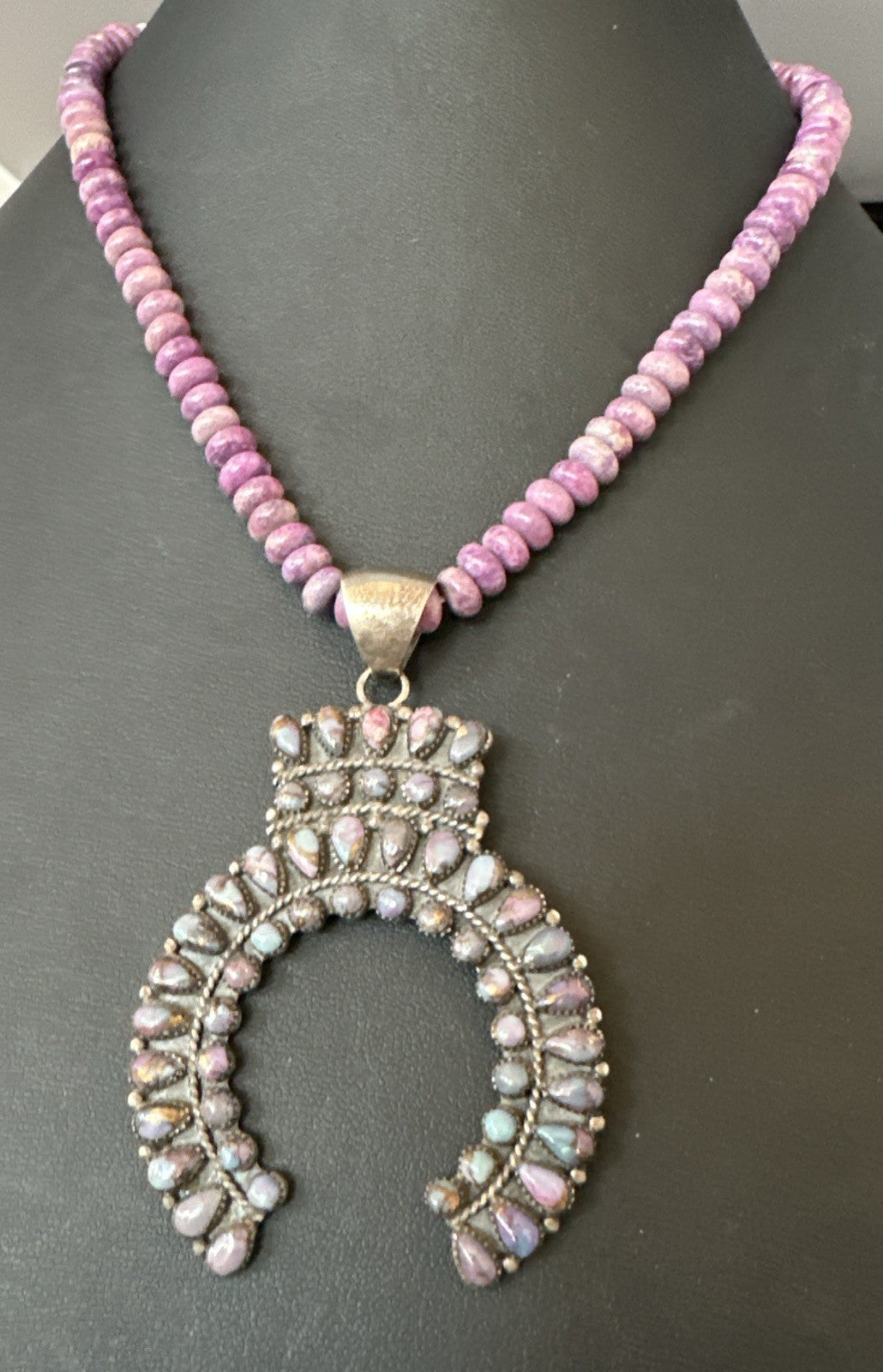 Old Pawn Purple Spiny Naja Sterling Silver Purple Stone Necklace 16” 19769