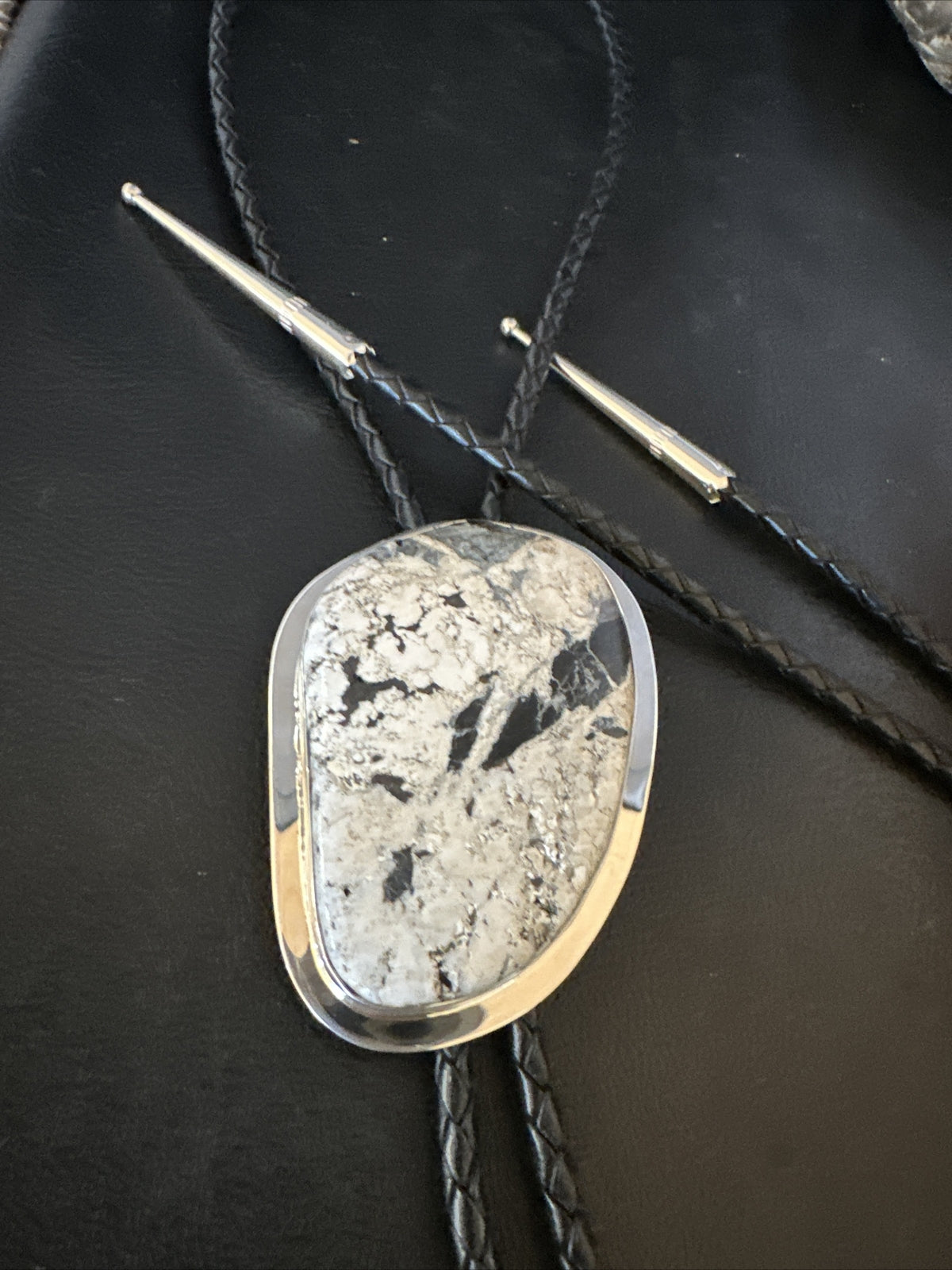 Mens BOLO TIE WHITE BUFFALO TURQUOISE Sterling Silver Navajo 2.5 in 15005