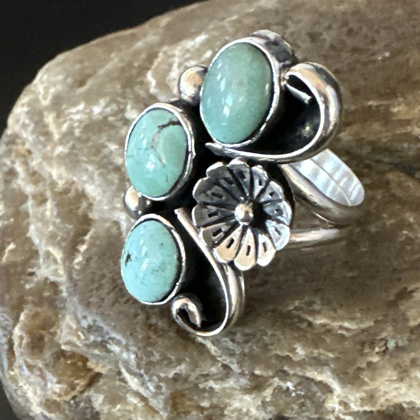 Blue Green Turquoise Navajo Sterling Silver Cluster Ring Size 8.5 19081