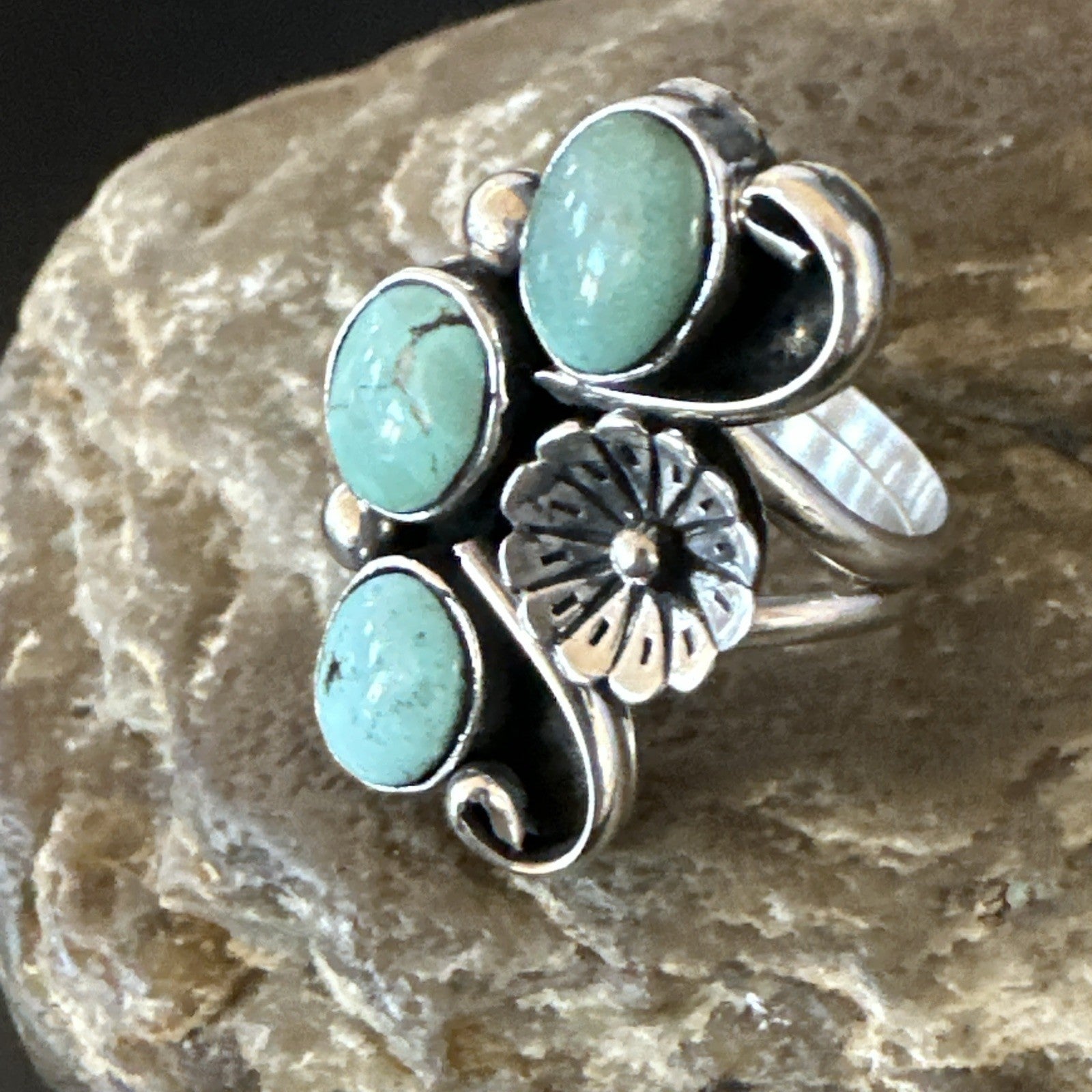 Blue Green Turquoise Navajo Sterling Silver Cluster Ring Size 8.5 19081