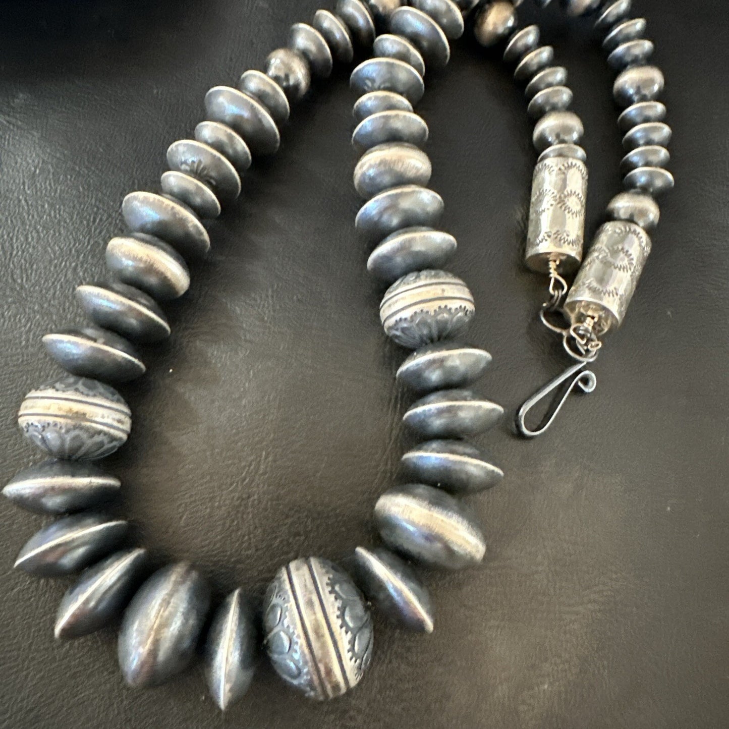 Handmade Bench Navajo Pearls Sterling Silver Bead Necklace 25” 18176