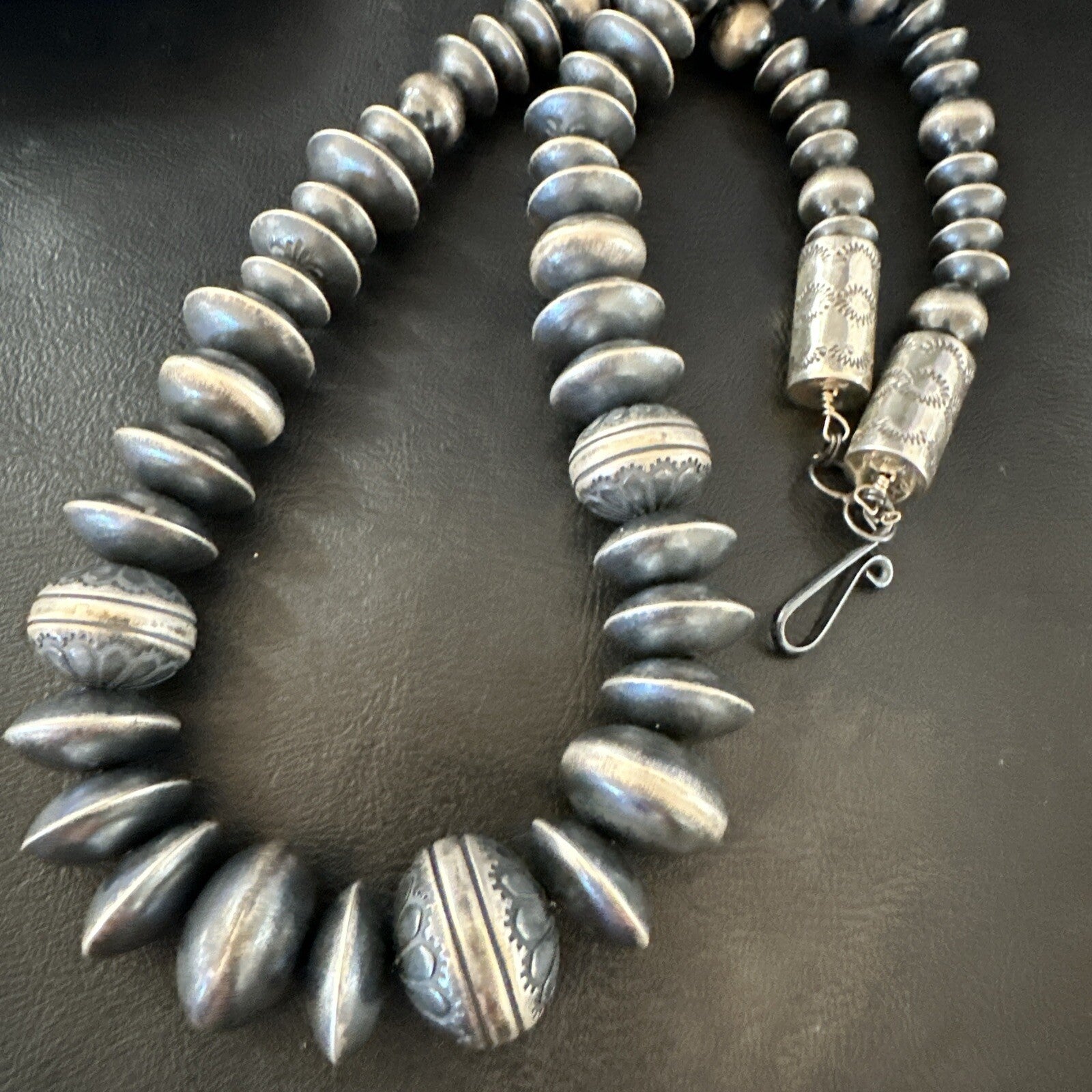 Handmade Bench Navajo Pearls Sterling Silver Bead Necklace 25” 18176