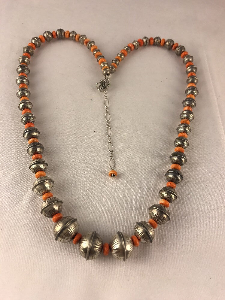 Spiny Oyster Navajo Pearls Bench Bead Sterling Silver Necklace 21" 95407