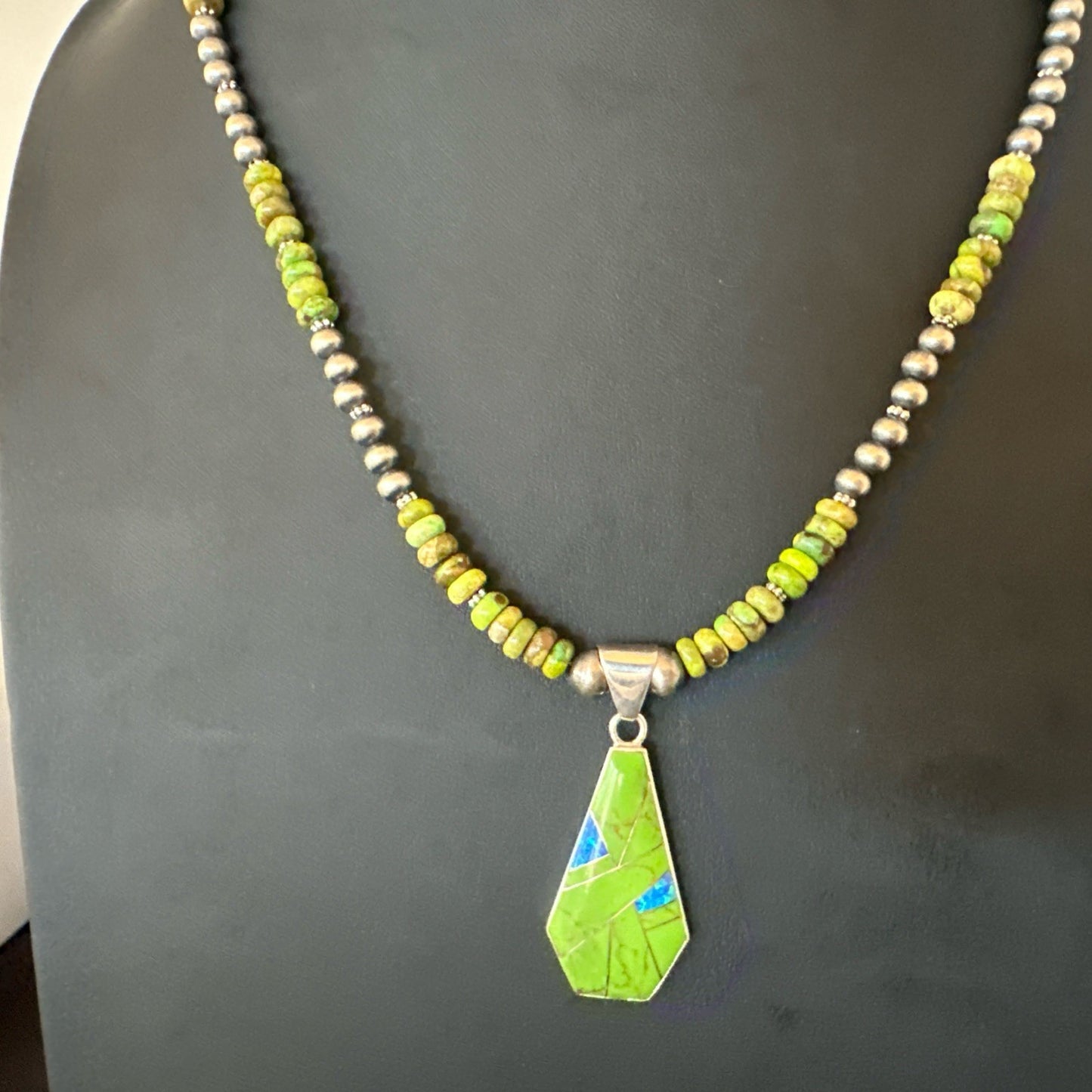 Womens Green Gaspeite Turquoise Pendant Navajo Sterling Silver Necklace 19546