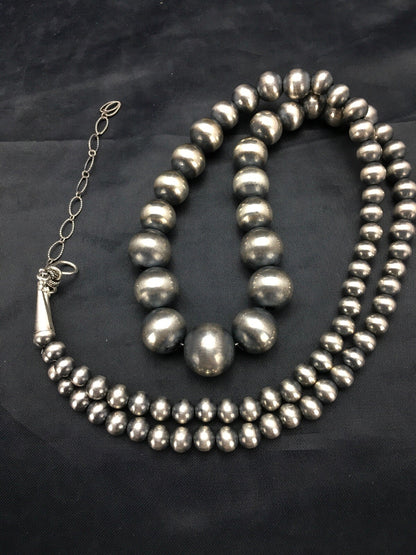 Navajo Pearls Graduated Sterling Silver Native American Bead Necklace 26” 92126