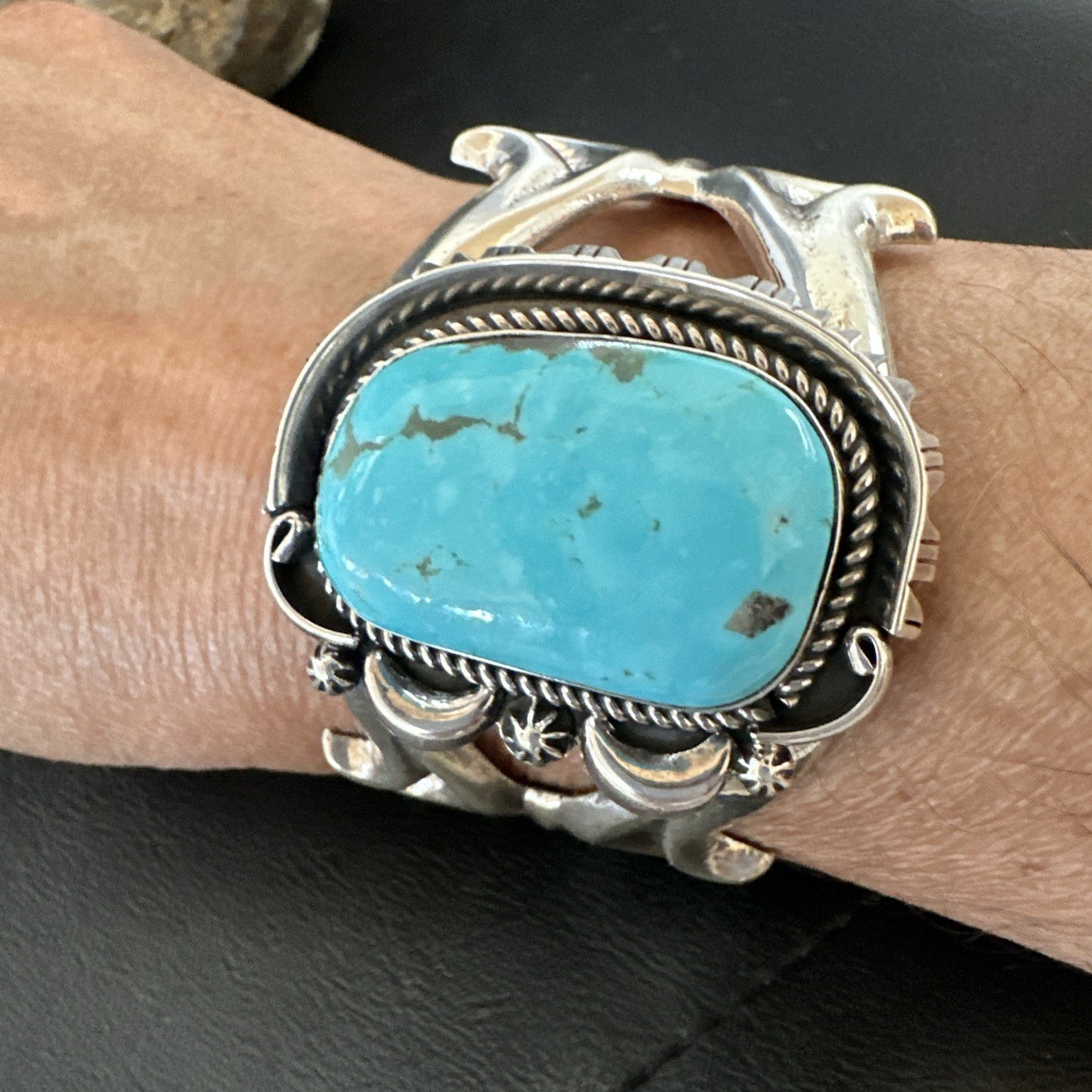 Tufa Women Blue Kingman Turquoise Navajo Sterling Silver Cuff Bracelet 19351