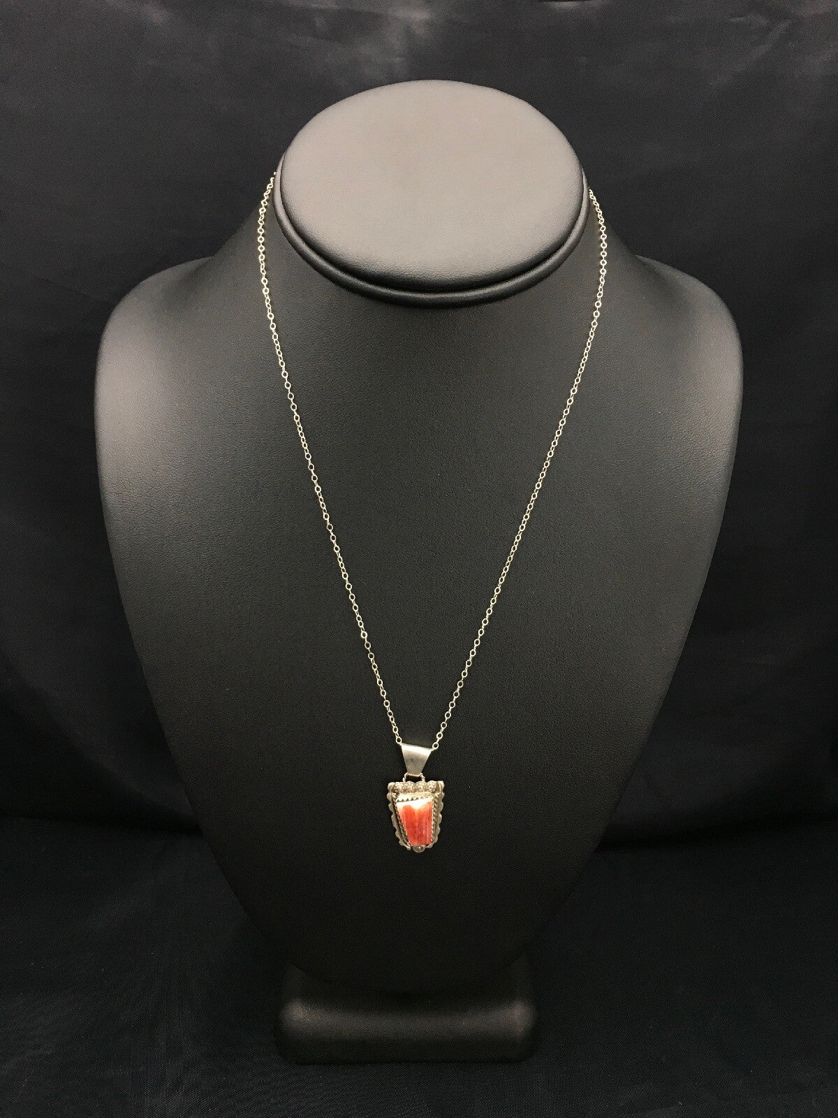 Spiny Oyster Pendant Navajo Sterling Silver Chain Necklace 2621