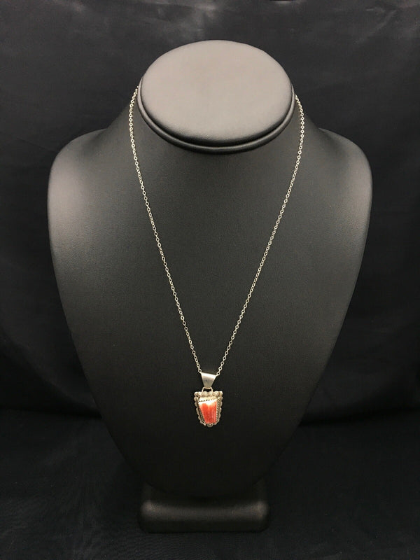 Spiny Oyster Pendant Navajo Chain Necklace | Sterling Silver | Authentic Native American Handmade | 2621