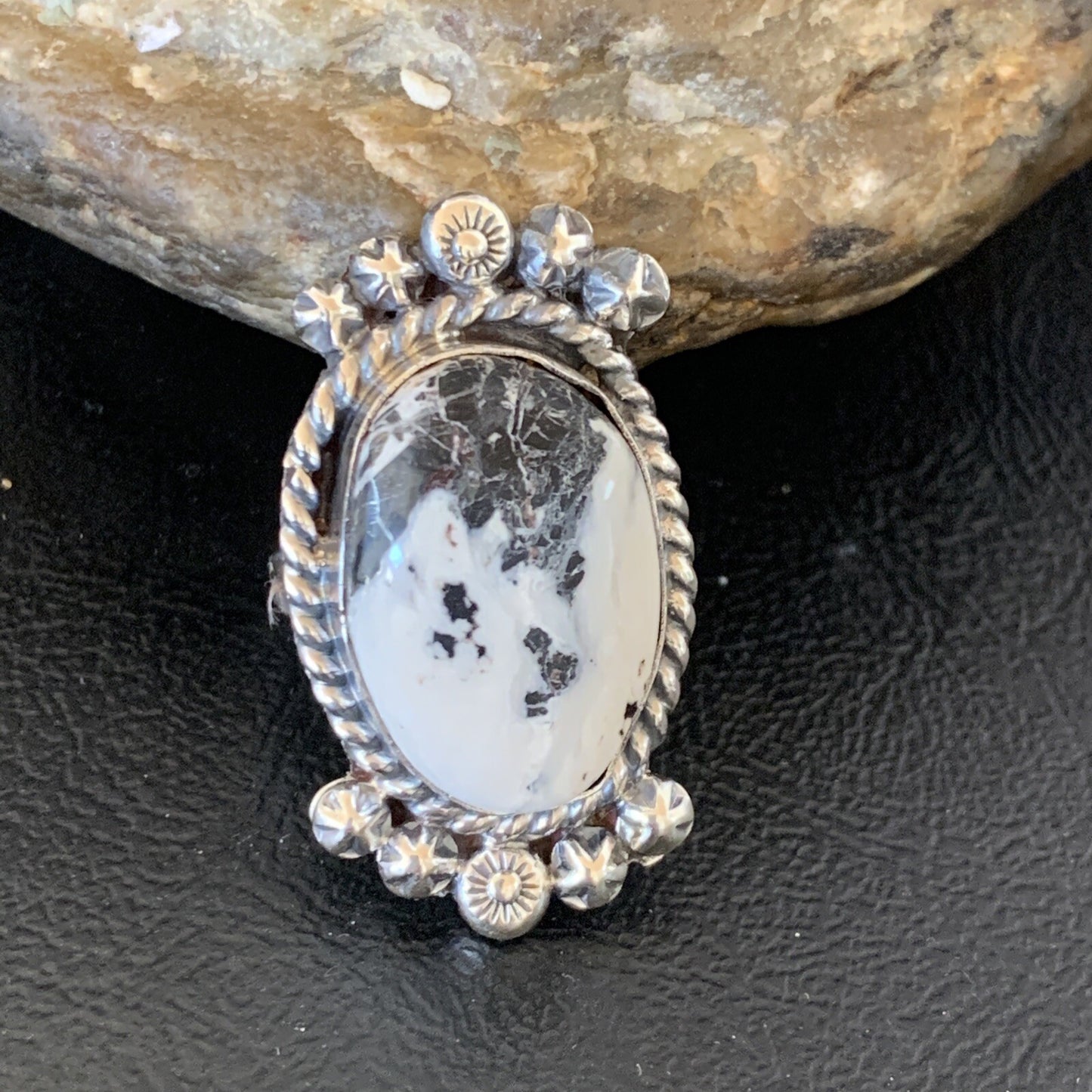 White Buffalo Turquoise Navajo Sterling Silver Ring Size 8 19254