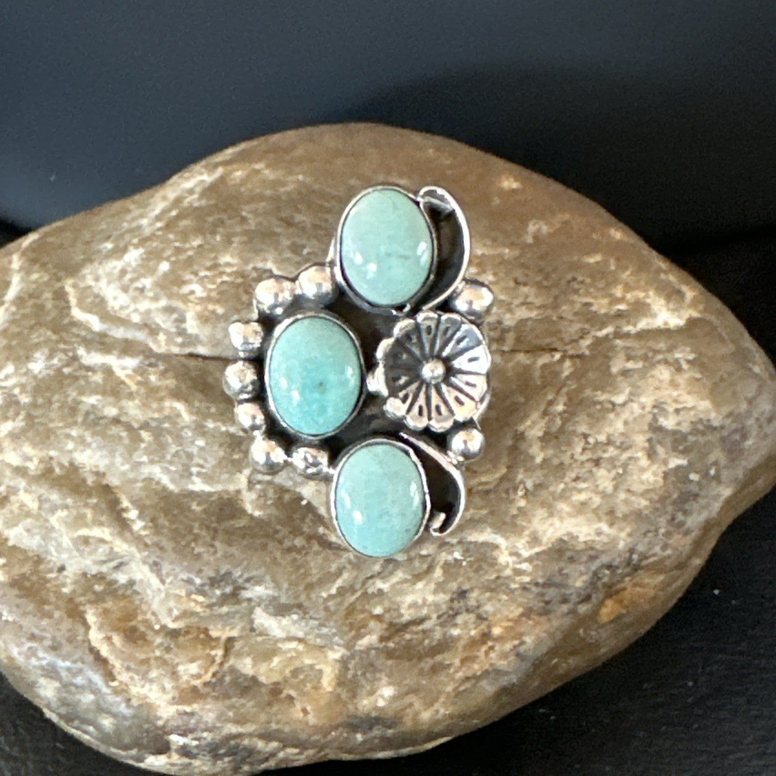 Yazzie Ring Green Turquoise Navajo Sterling Silver Cluster Size 9 19208