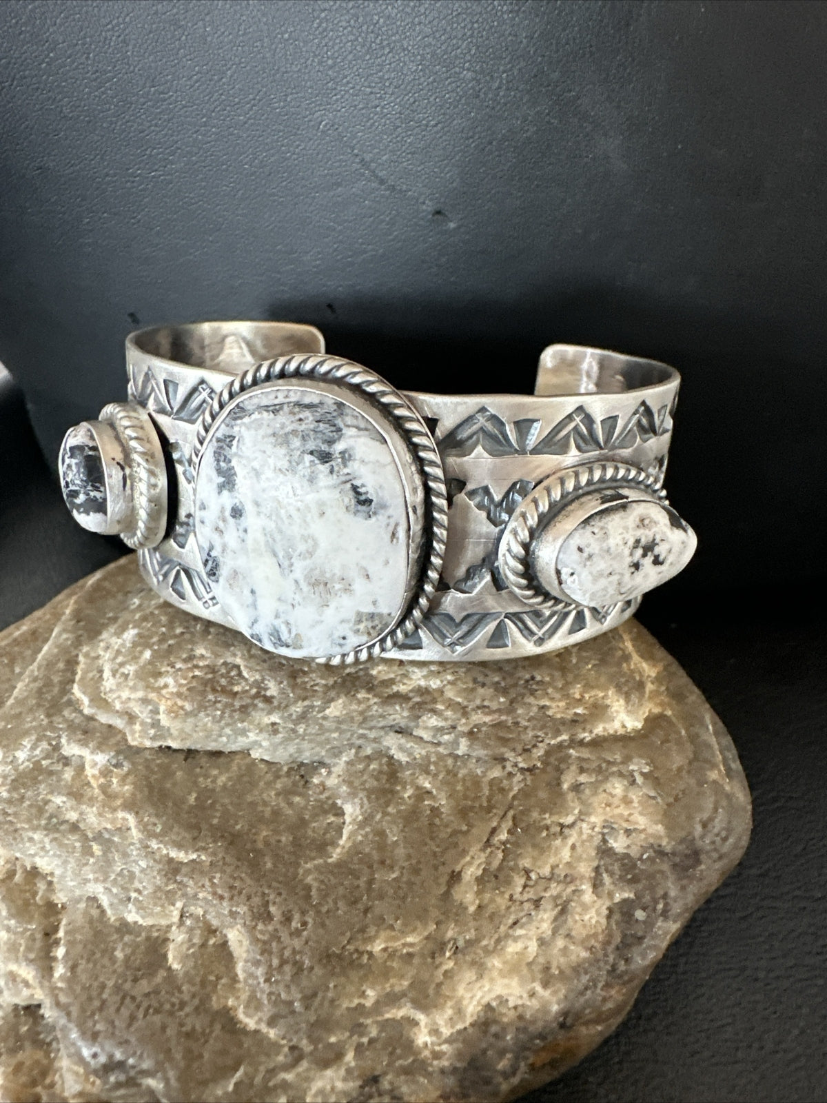Mens WoMens White Buffalo Turquoise Navajo Sterling Silver Cuff Bracelet 17863