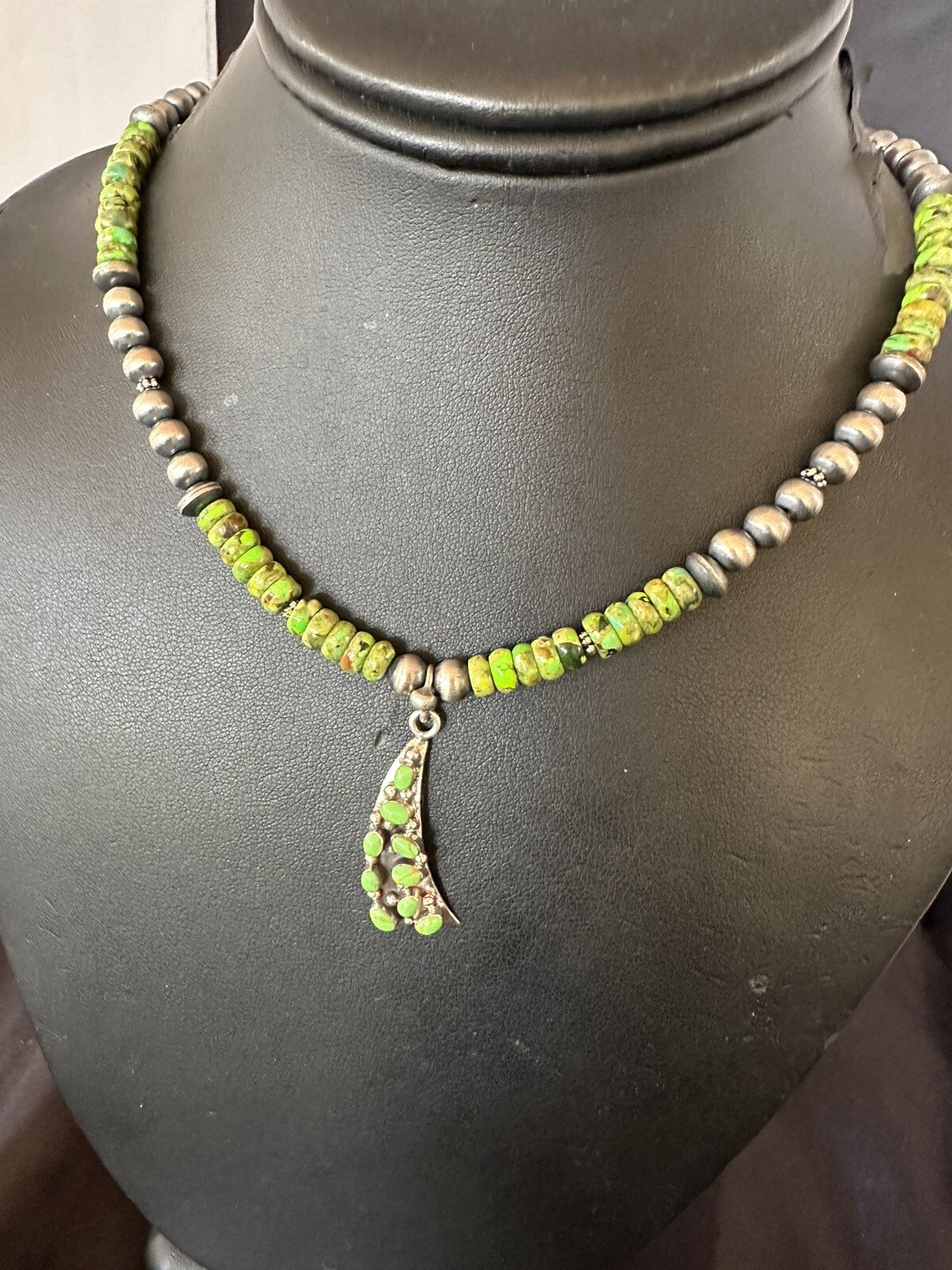 Womens Green Gaspeite Turquoise Pendant Navajo Sterling Silver Necklace 18369