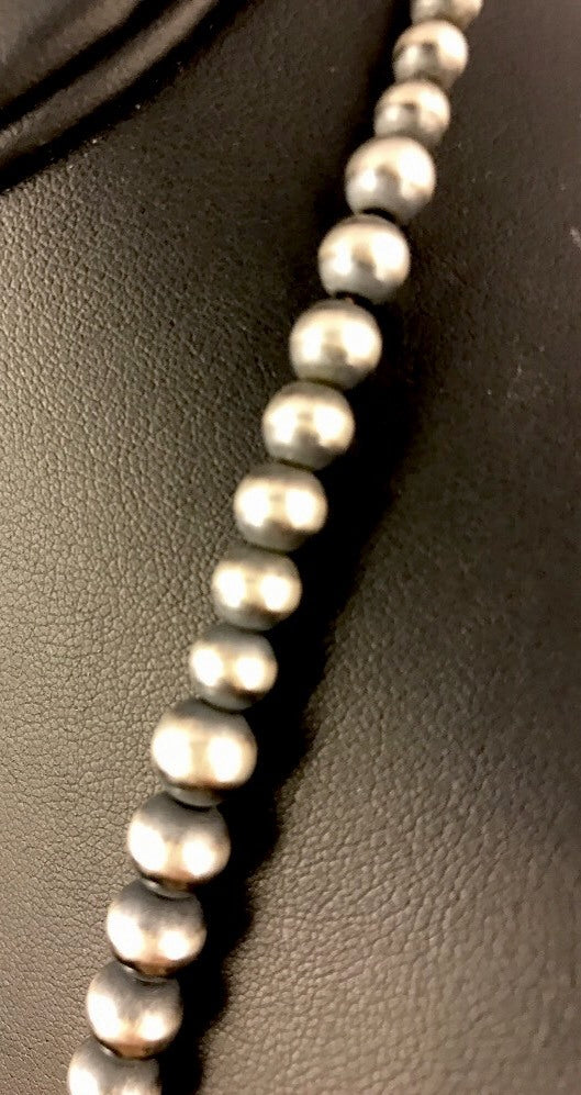 Native American Navajo Graduated Sterling Silver Bead Necklace 20"