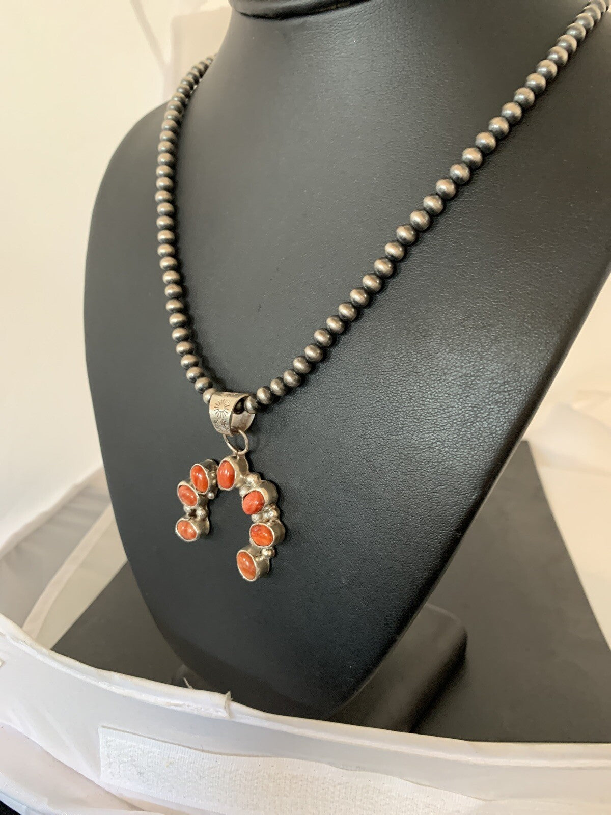 Red Spiny Oyster Naja Pendant Navajo Pearls Sterling Silver Necklace 00326