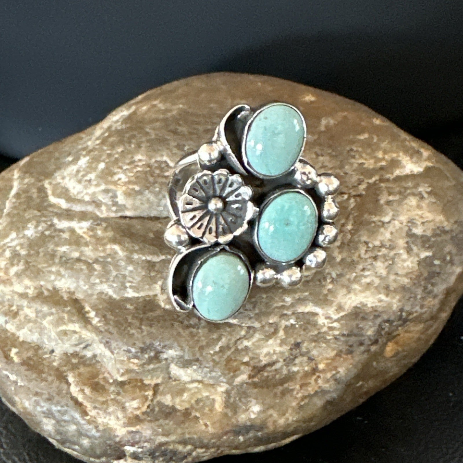Yazzie Ring Green Turquoise Navajo Sterling Silver Cluster Size 9 19208