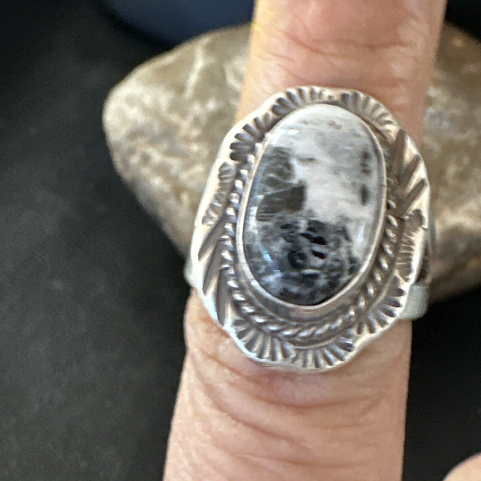 Womens White Buffalo Turquoise Navajo Sterling Silver Ring Size 7 18586