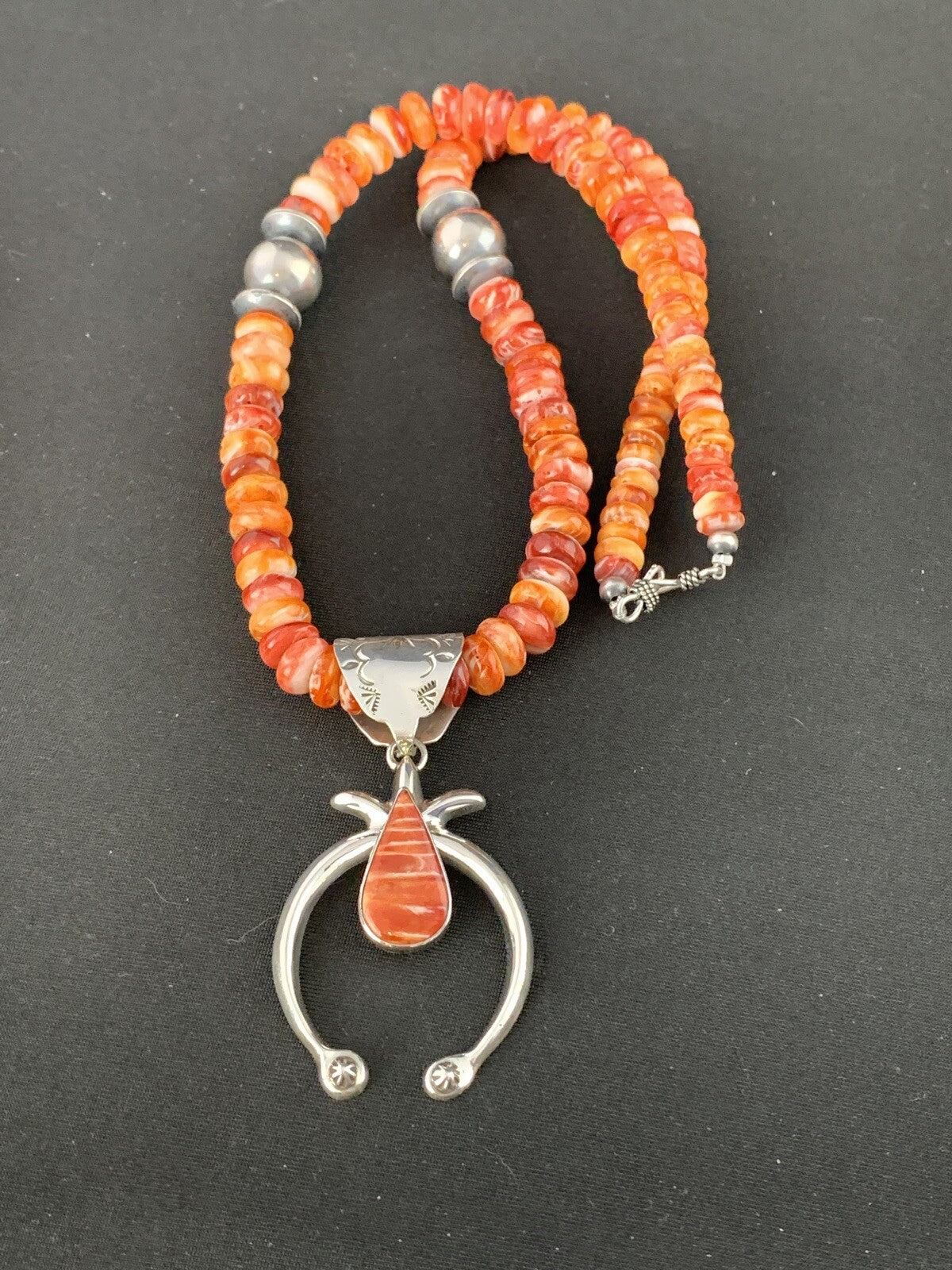 Spiny Oyster Naja Pendant Navajo Sterling Silver Necklace 00236