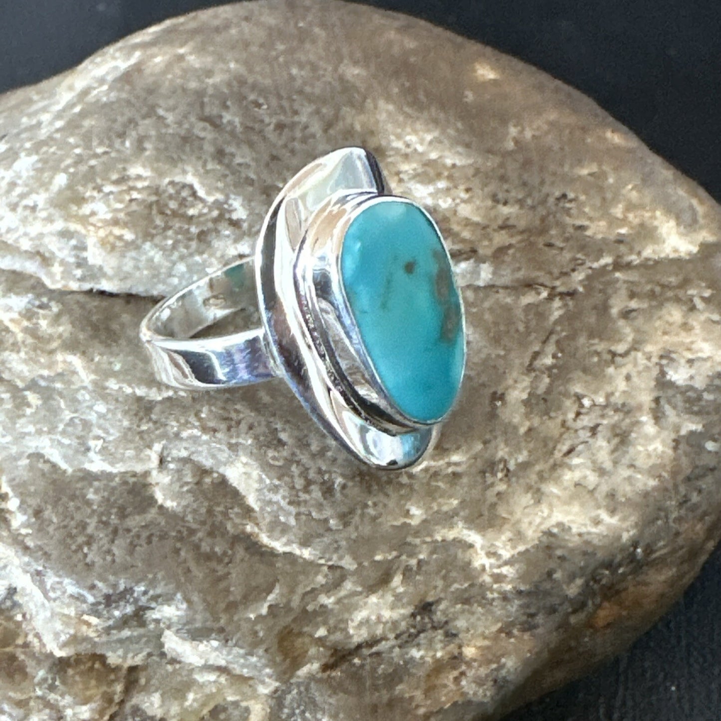 Southwestern Sterling Silver Blue Kingman Turquoise Ring Size 8 18518