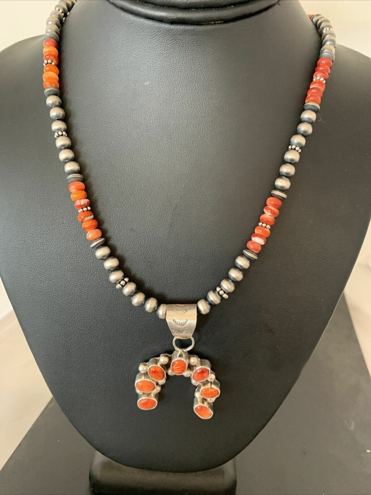 Spiny Oyster Cluster Naja Pendant Navajo Pearls Sterling Silver Necklace 00283
