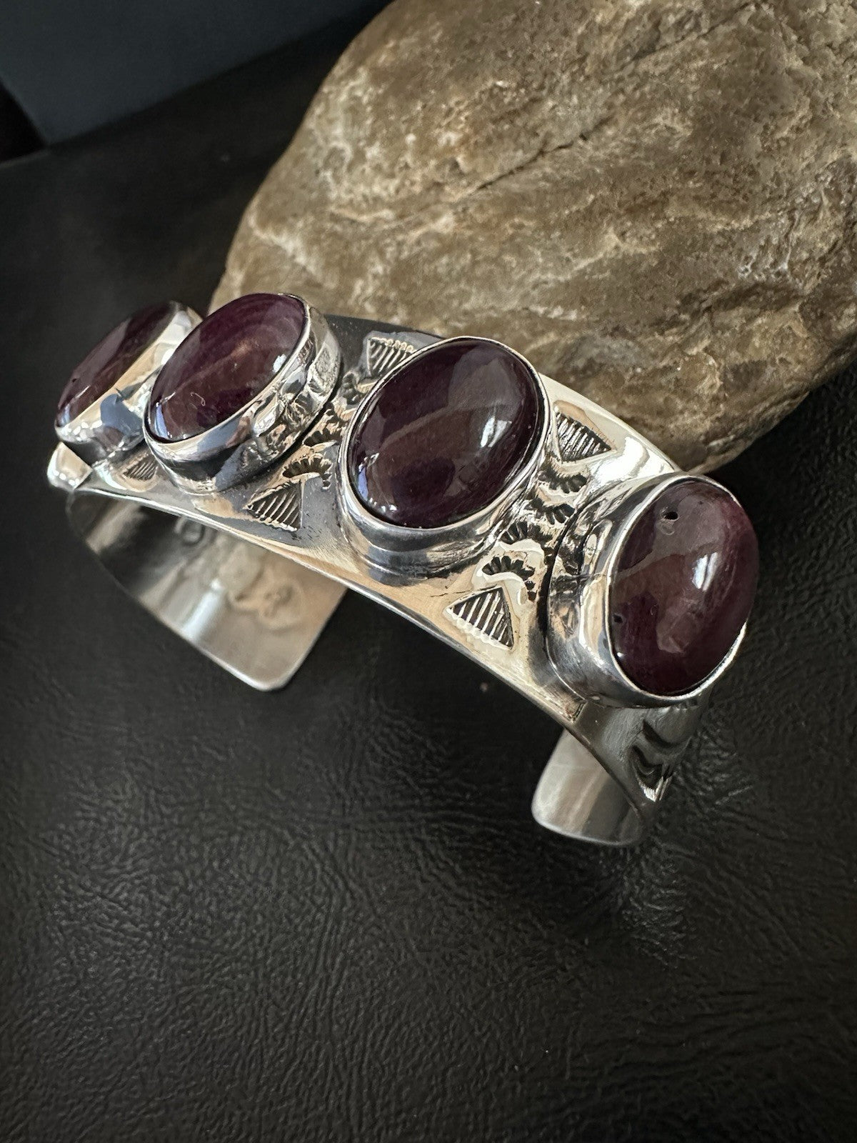 Purple Spiny Oyster Row 5 Stone Sterling Silver Navajo Cuff Bracelet 19473