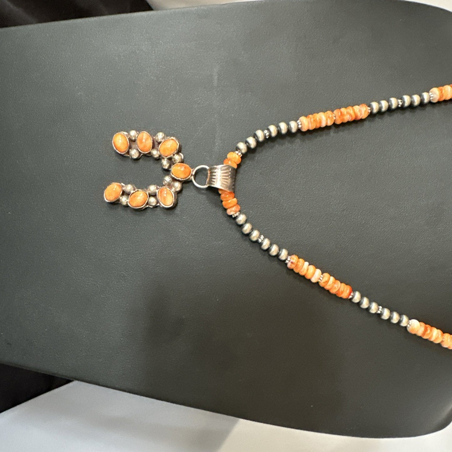Navajo Pearls Sterling Necklace Orange Spiny Oyster Cluster Naja Pendant 19551