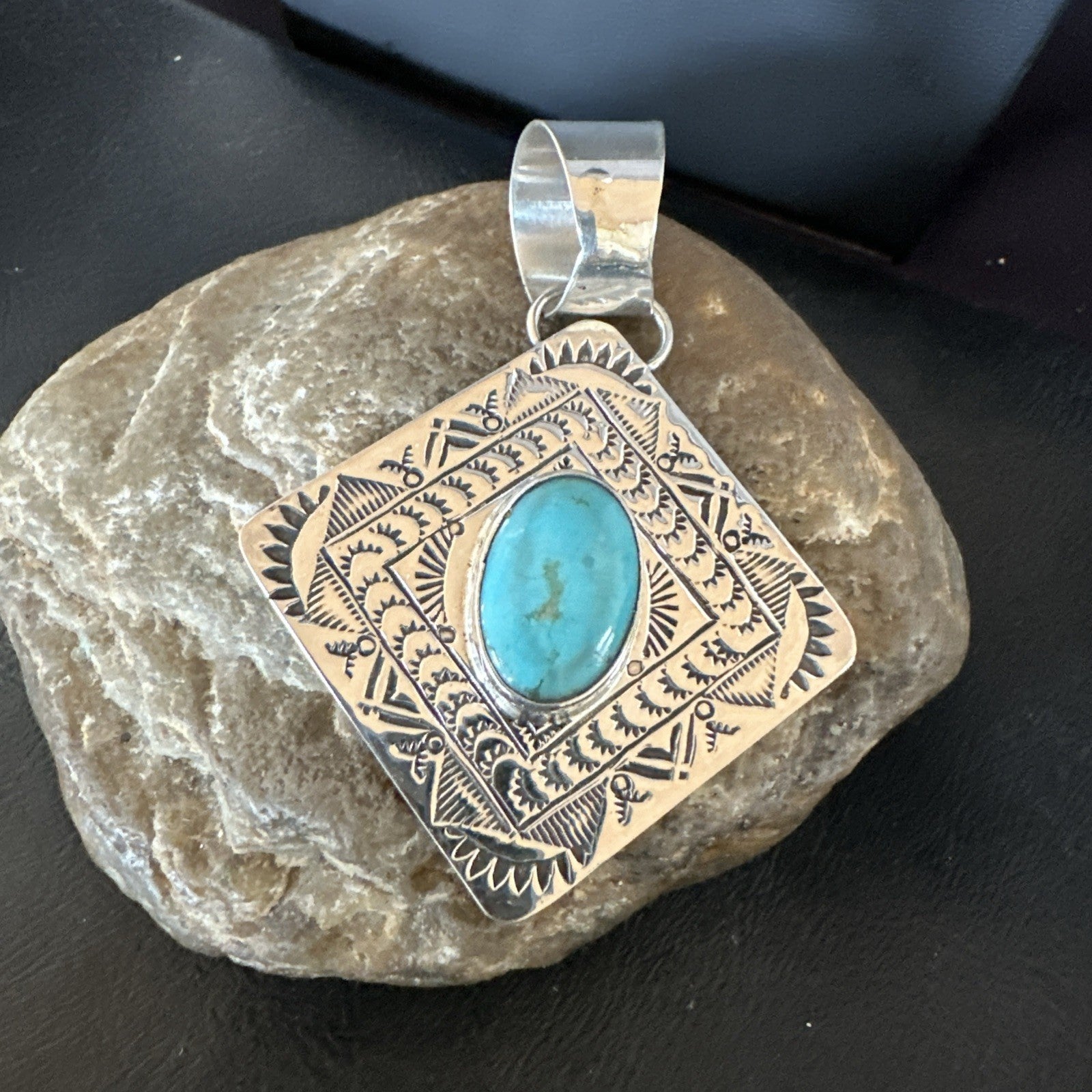 Men Women Blue Kingman Turquoise Pendant Navajo Sterling H Joe 19520