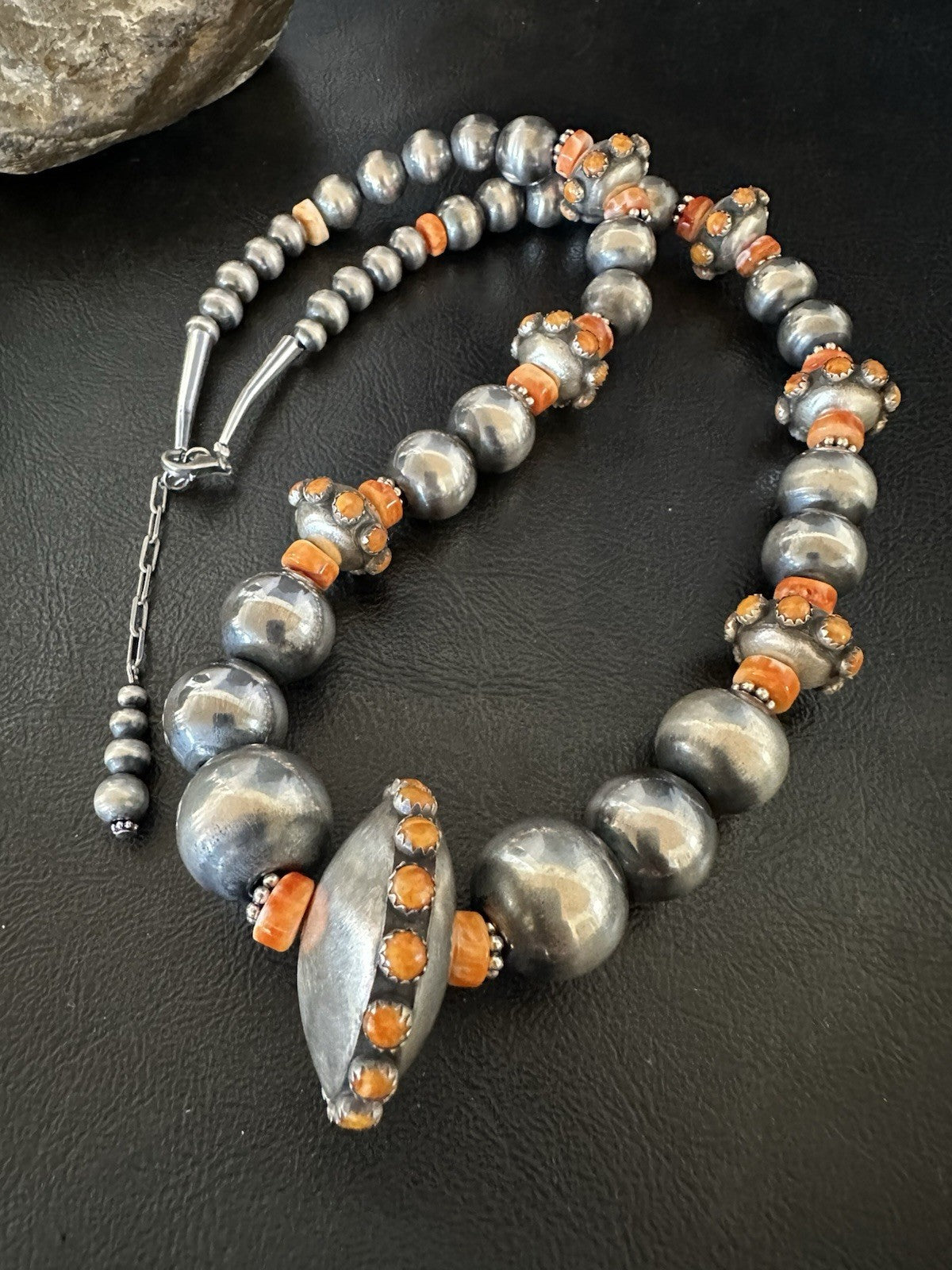 Orange Spiny Oyster Navajo Pearls Graduated Sterling Silver Necklace 23” 19446
