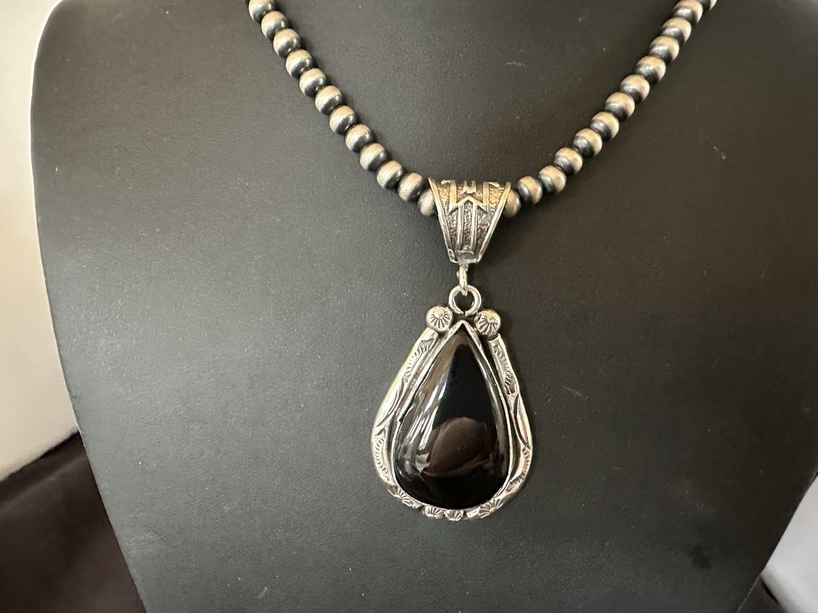 Black Onyx Pendant Navajo Pearls Sterling Silver Necklace 19386
