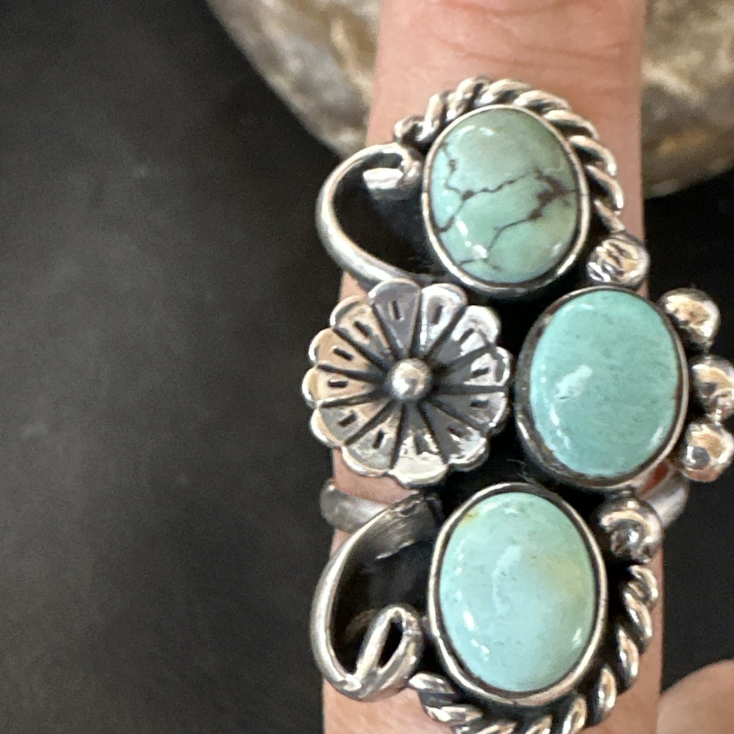 Yazzie Ring Green Turquoise Navajo Sterling Silver Cluster Size 8 19207