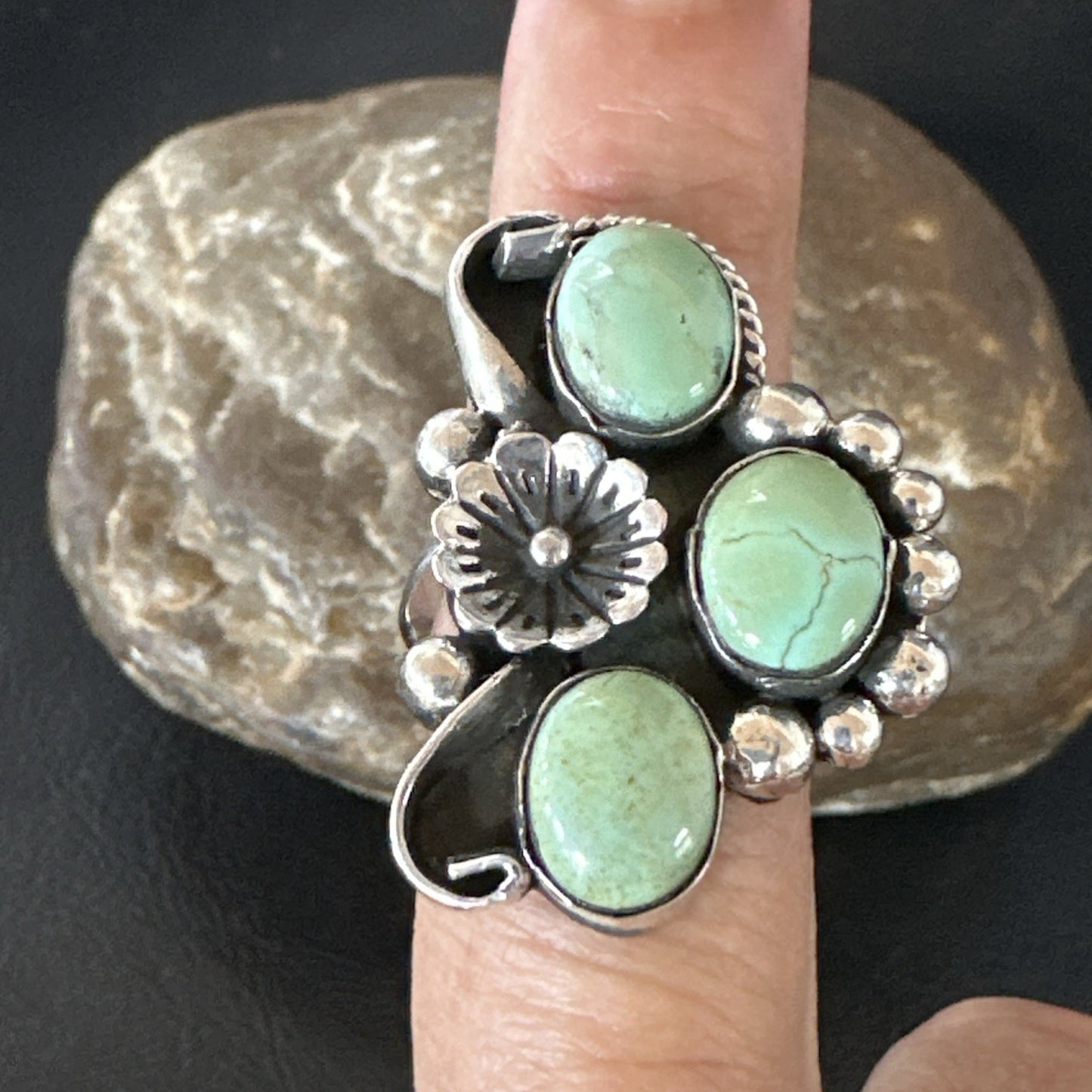 Yazzie Ring Green Turquoise Navajo Sterling Silver Cluster Size 8.5 19231