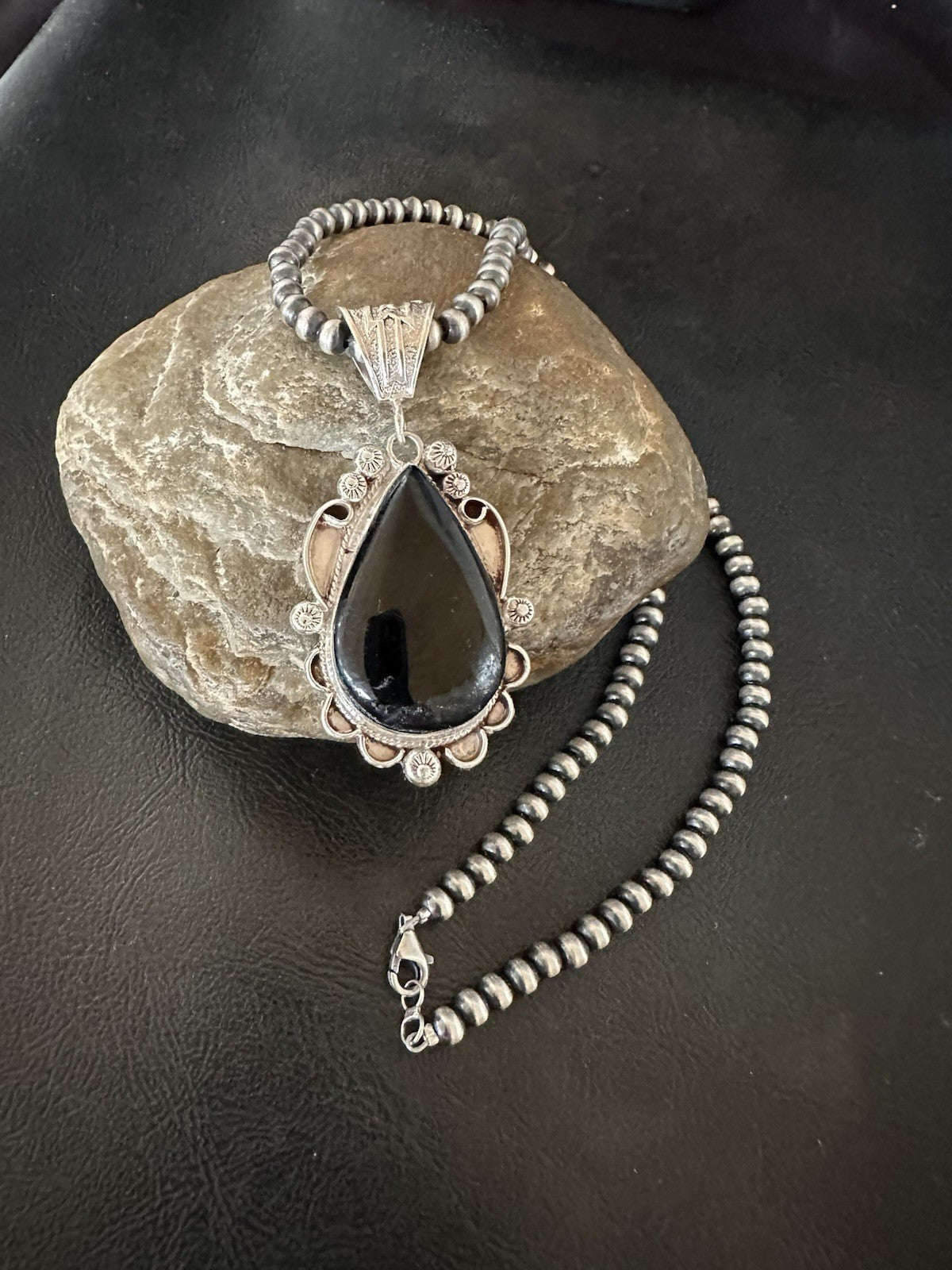Black Onyx Pendant Navajo Pearls Sterling Silver Necklace 19384