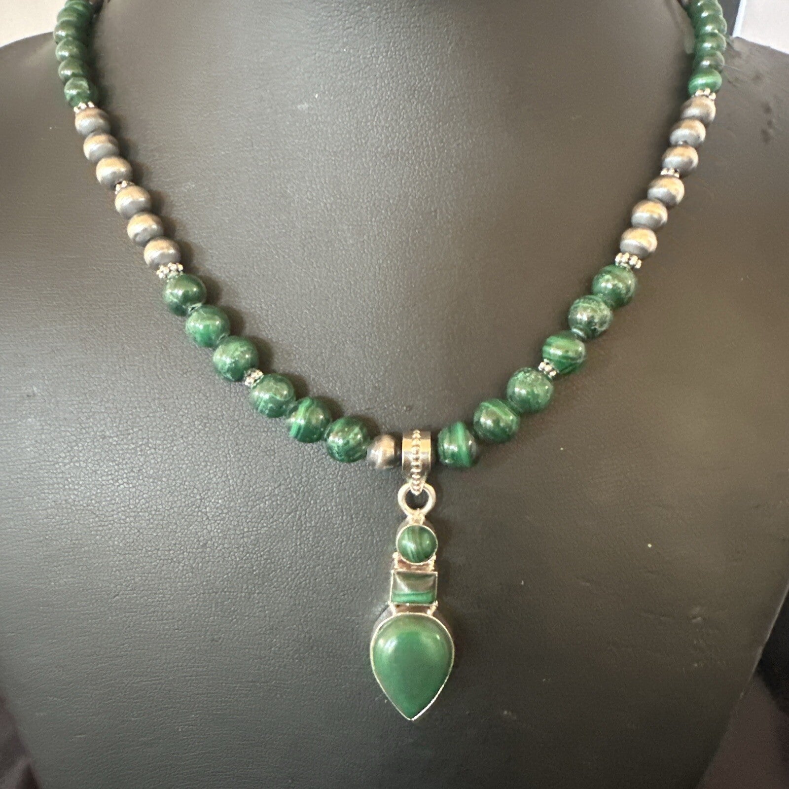 Womens Green Malachite Pendant Navajo Sterling Silver Necklace 18373