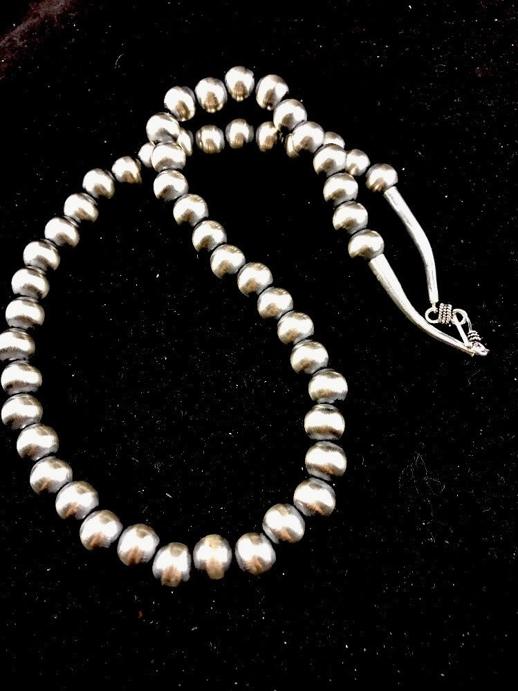 Native American 12mm Sterling Silver Navajo Pearls 22" Hook & Eye Cone Necklace