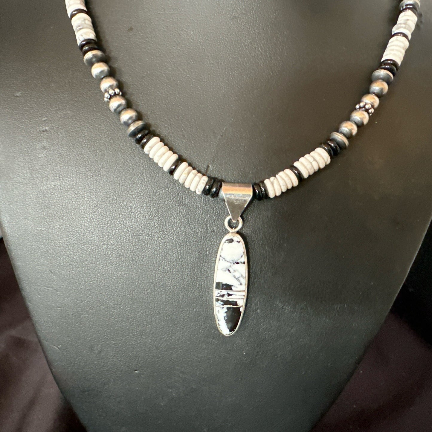 White Buffalo Turquoise Navajo Pearls Sterling Silver Onyx Necklace 17805