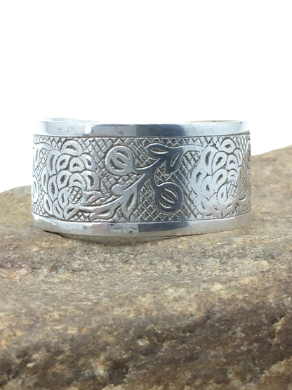 Navajo Sterling Silver Stamped Children's Cuff Bracelet 04052